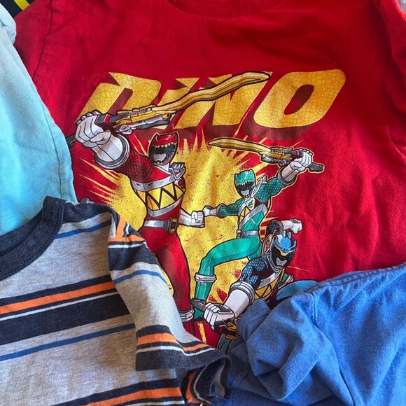 Lot of 8 Short Sleeve T-Shirts Boys Size XS/S - 5-6 - Picture 7 of 9